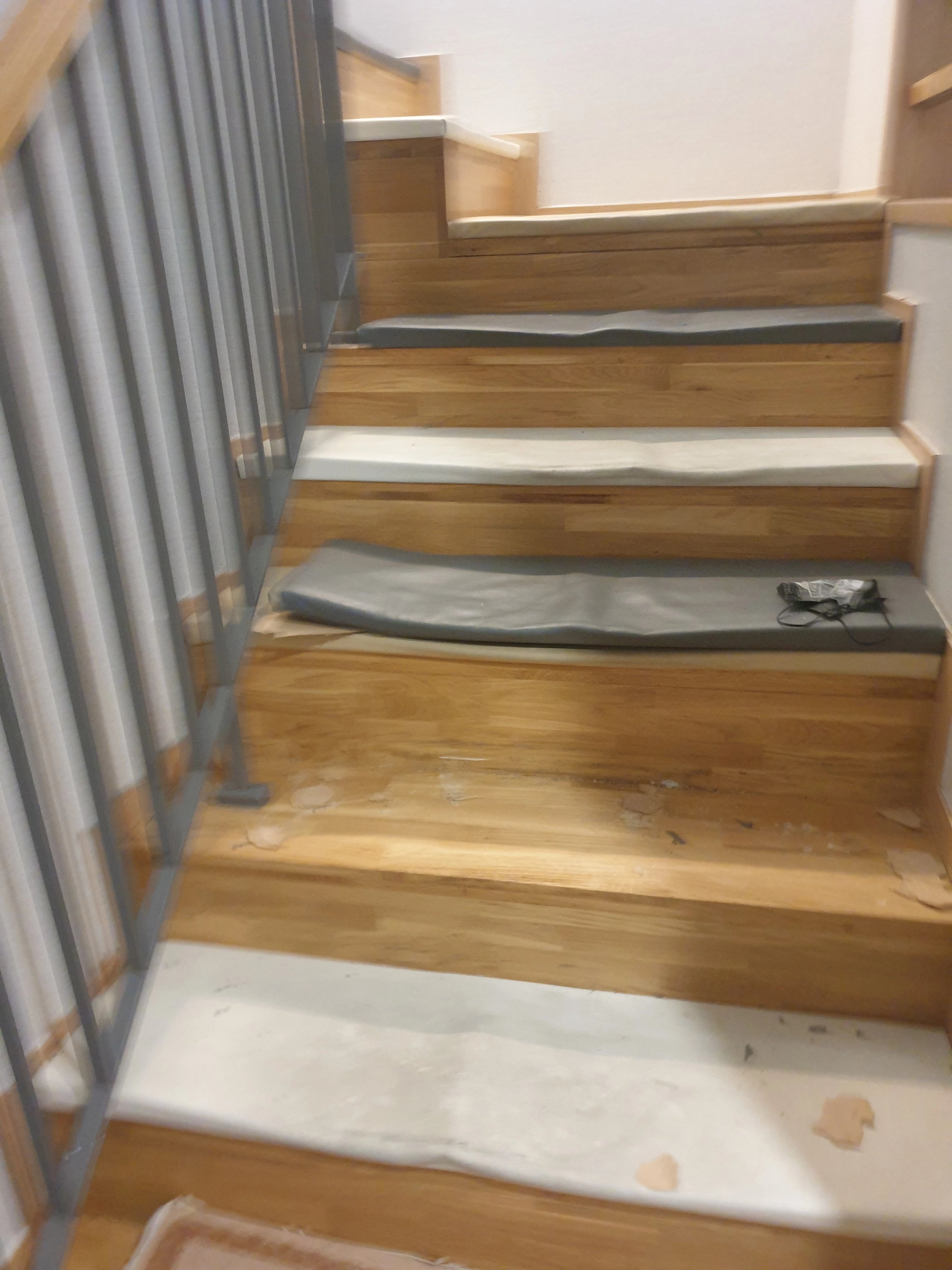 생활 스크래치 수리 전