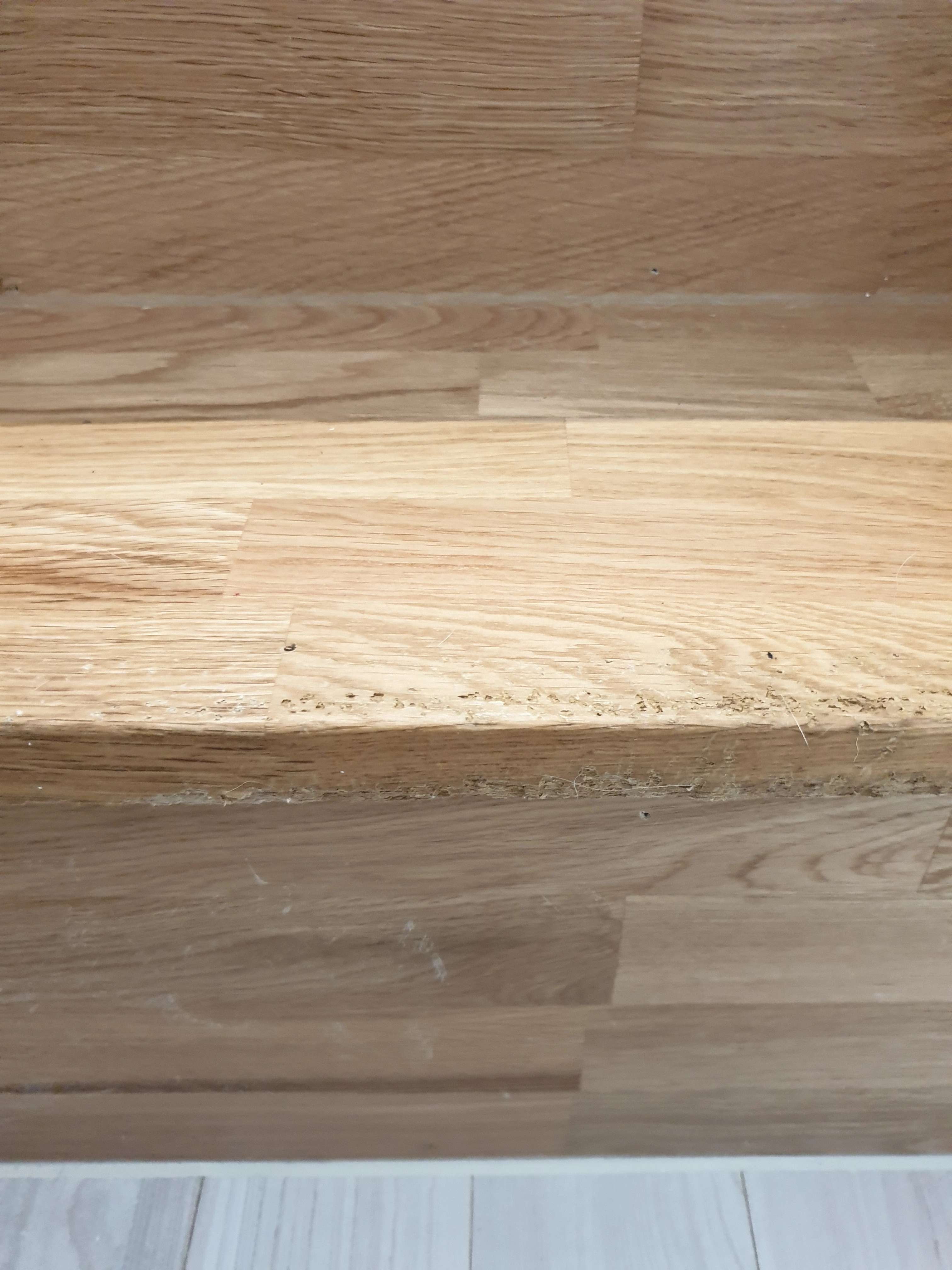 시공 전 - 전체 계단 교체 시공