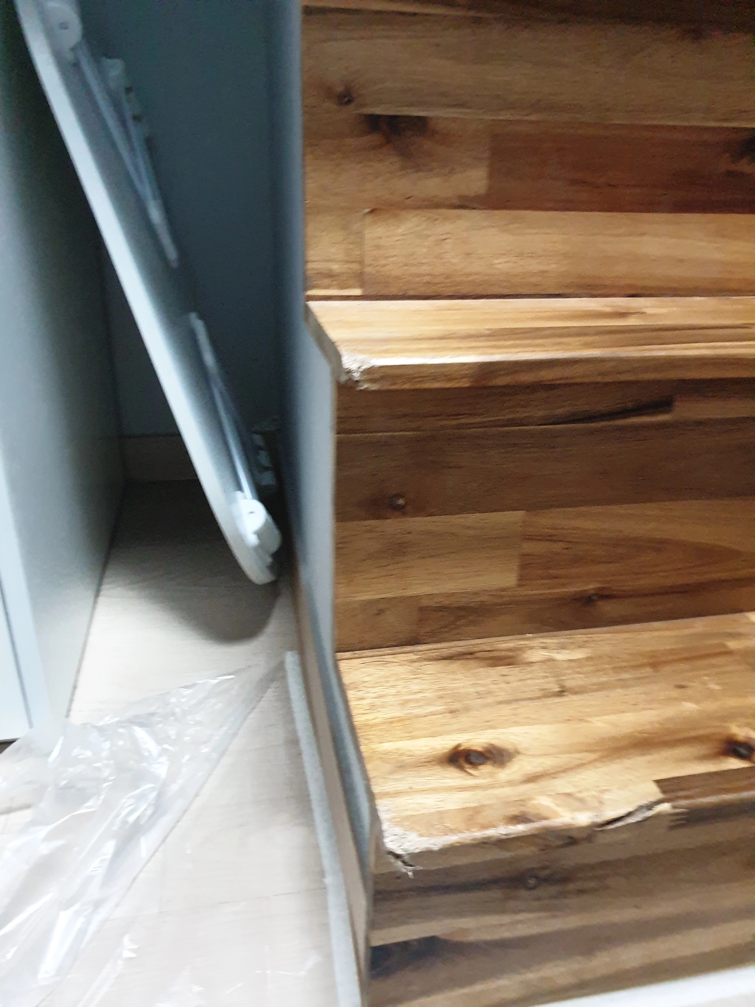 시공 전 - 미끄럼 방지 논슬립 시공